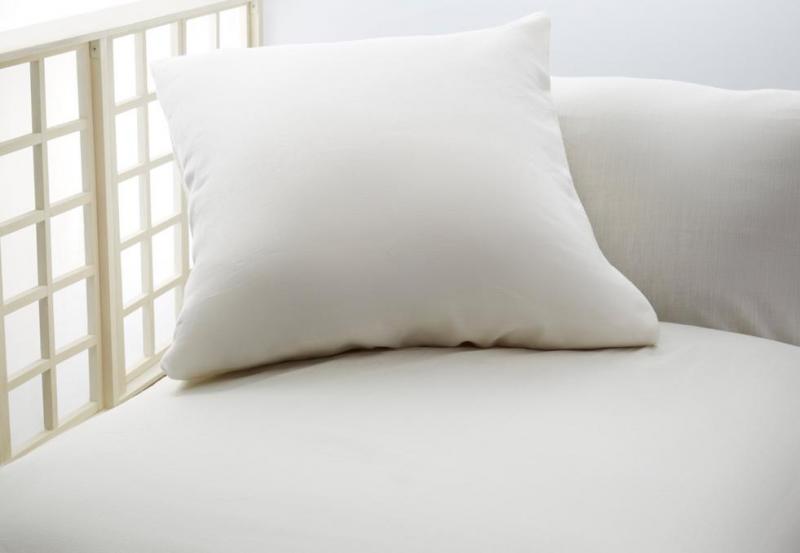 Couette &agrave; &Eacute;pinal, comment choisir entre duvet et synth&eacute;tique ?